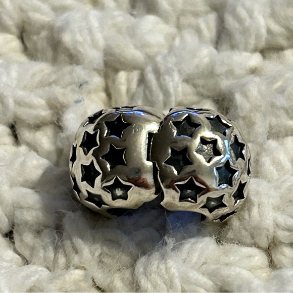 Two Authentic Retired Pandora Silver Star Clip Charms - Picture 7 of 12